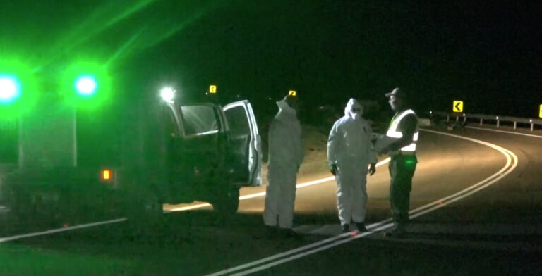 Accidente entre bus y tracto camión deja 2 personas fallecidas y varios